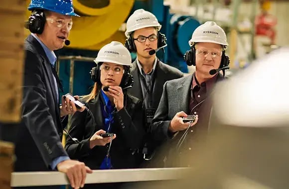 Noise-Reducing-Group-Headsets_IMPLECHO-580-380