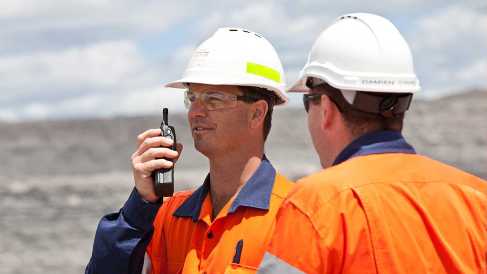 workers-at-jobsite-using-motorola-radios